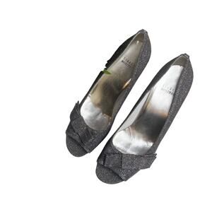 STUART WEITZMAN 9 Bowover Metallic Peep Toe Pump Heel Leather Shoes Bow Pyrite